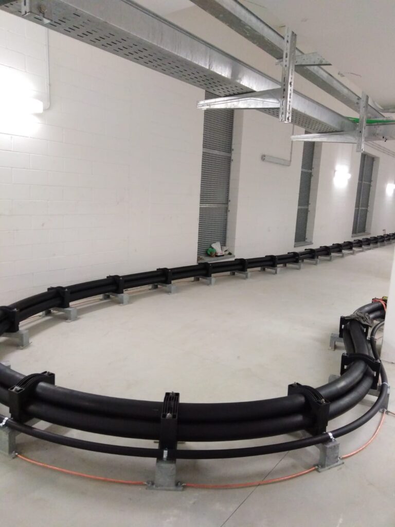 Terna Brugg Torino CP Arbarello - Staffaggio cavo 220 kV in cabina sotterranea